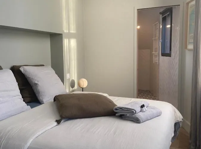 Bed & Breakfast La Du Heron Nantais