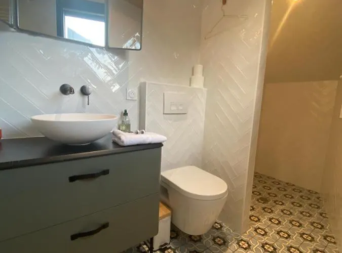 La Du Héron Nantais Nantes